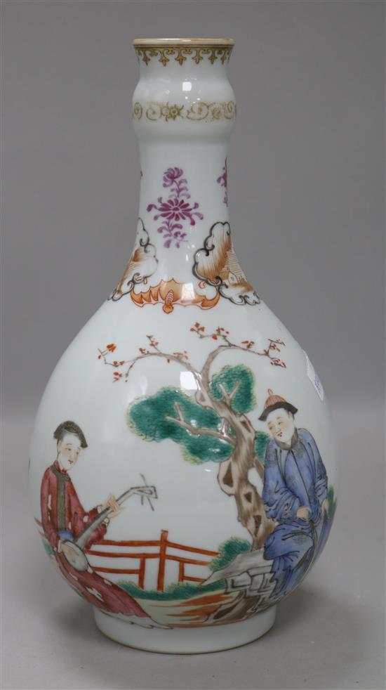 A Chinese famille rose bottle vase, guglet, Jiaqing, H.23.5cm